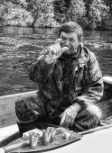 по маленькой... по маленькой...